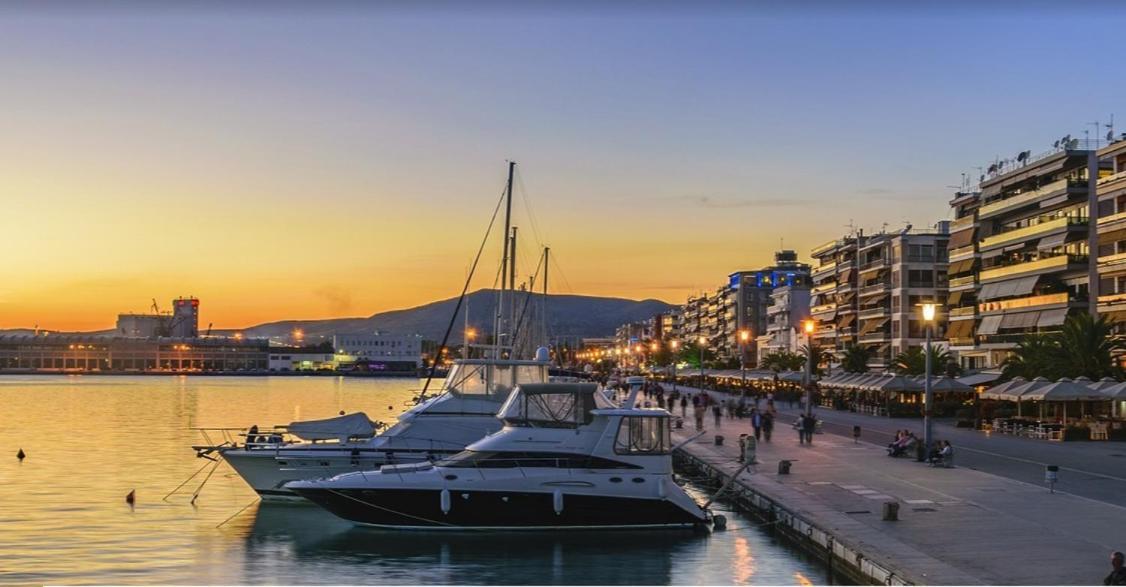 Modern Tiny House In Volos Buitenkant foto