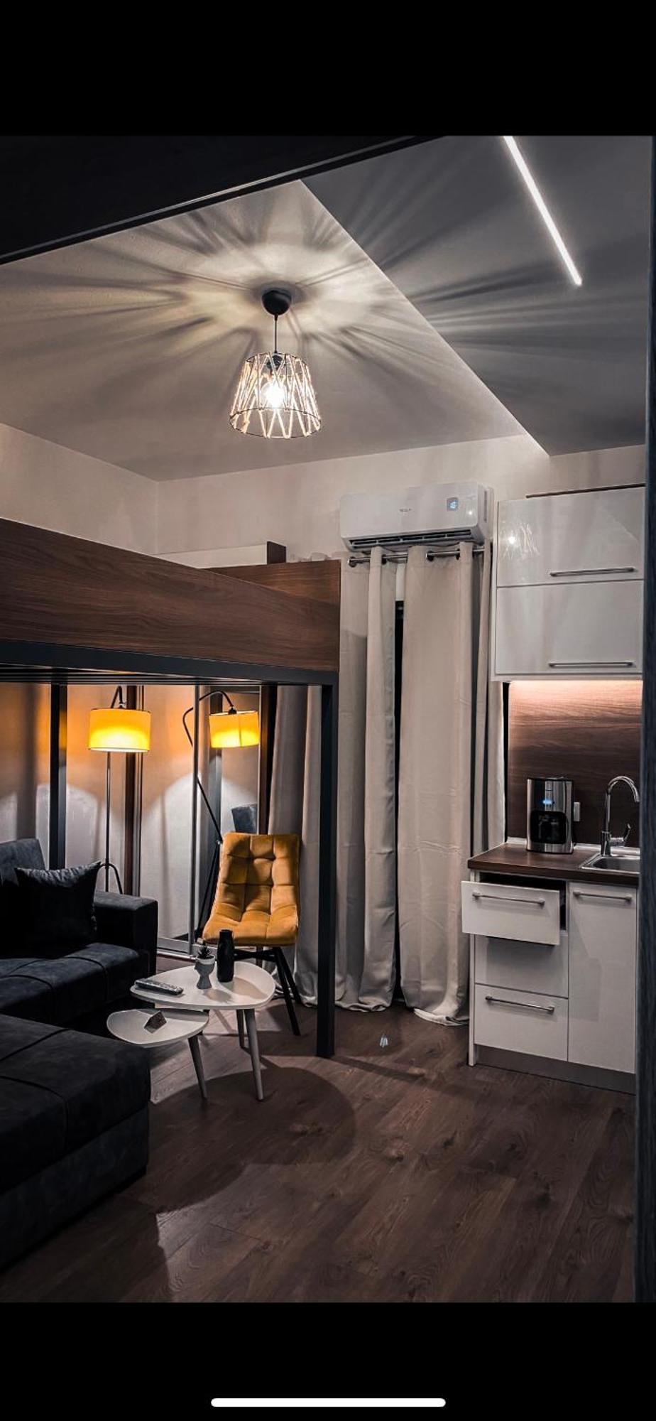 Modern Tiny House In Volos Buitenkant foto