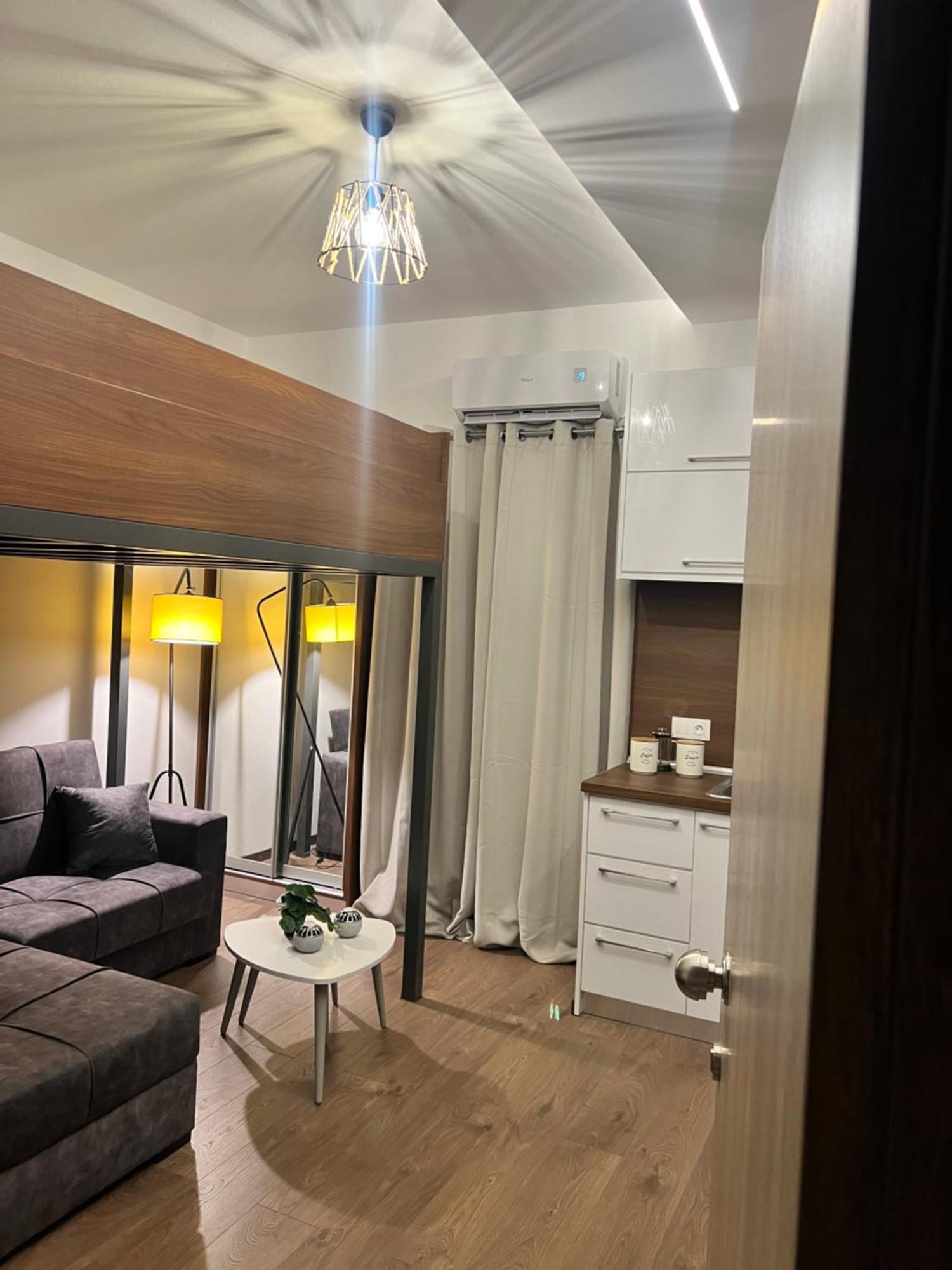 Modern Tiny House In Volos Buitenkant foto